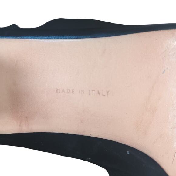 Salvatore Ferragamo Low Heel Pumps Two-Toned Rounded Toe | 10 AAA - Picture 9 of 12